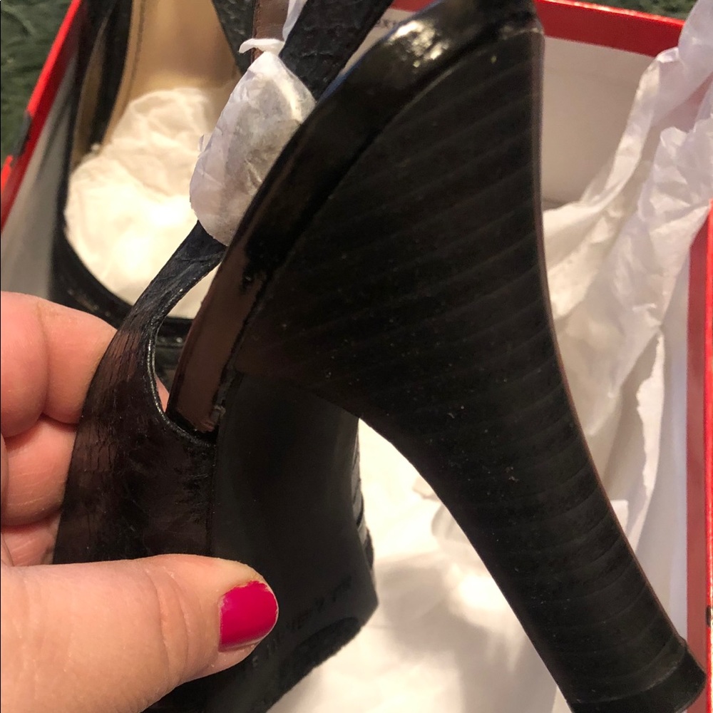 Slip on heels with sling